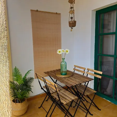 Torres Del Castillo 105