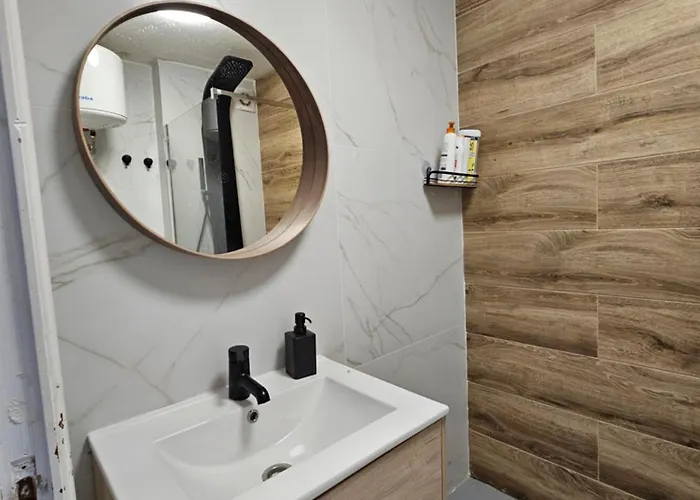 Torres Del Castillo 105