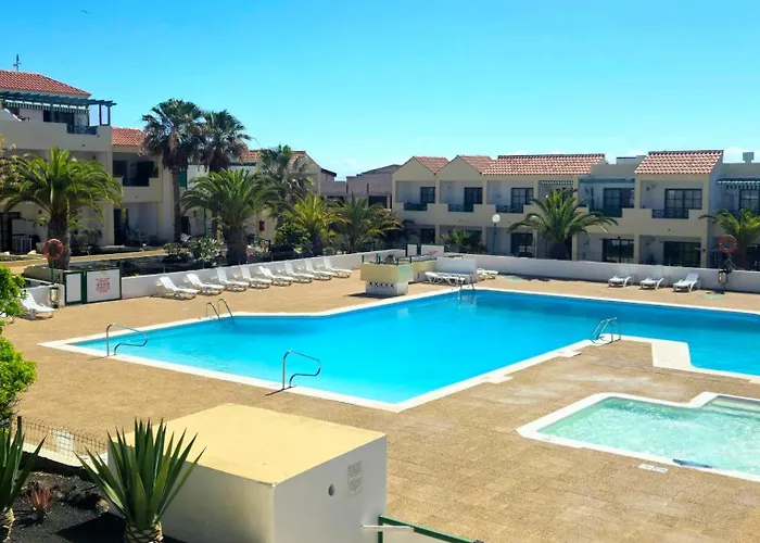 Torres Del Castillo 105 *